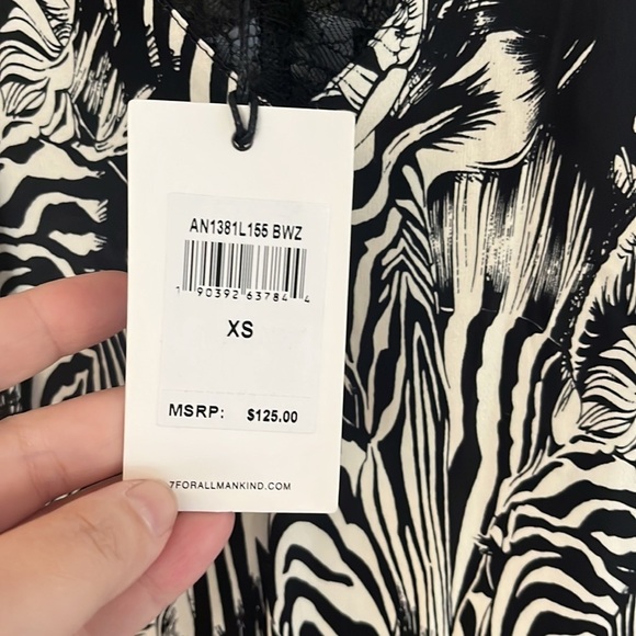 🚦 NWT 7 For All Mankind LA Zebra Floral Lace Trim V-neck Camisole XS - Picture 6 of 14